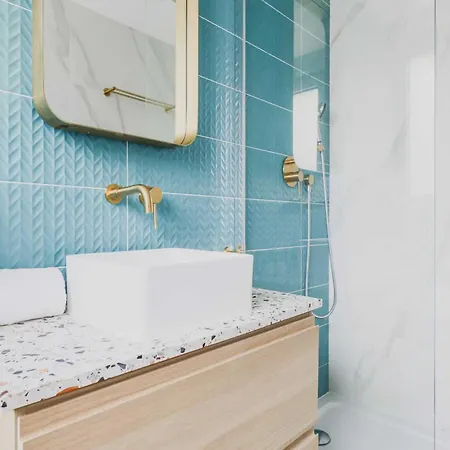 Apartment Elegant - 2br 6p - Canal St Martin Paris