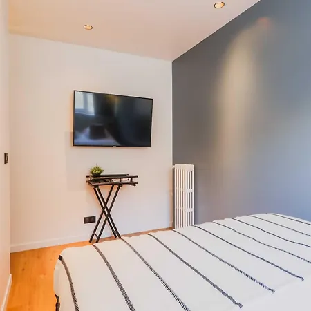 Elegant - 2br 6p - Canal St Martin * Paris